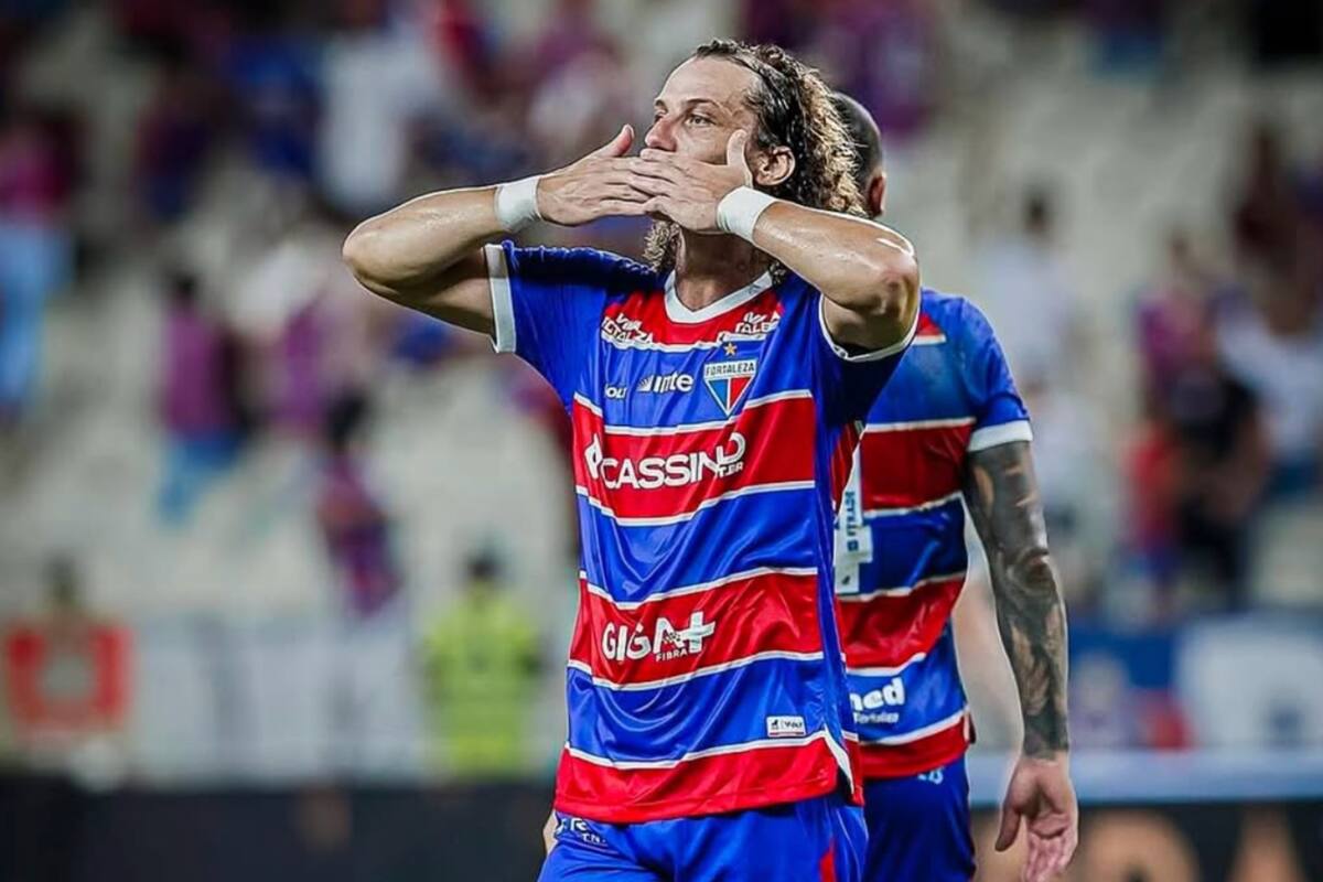 El defensor en su paso por Fortaleza.