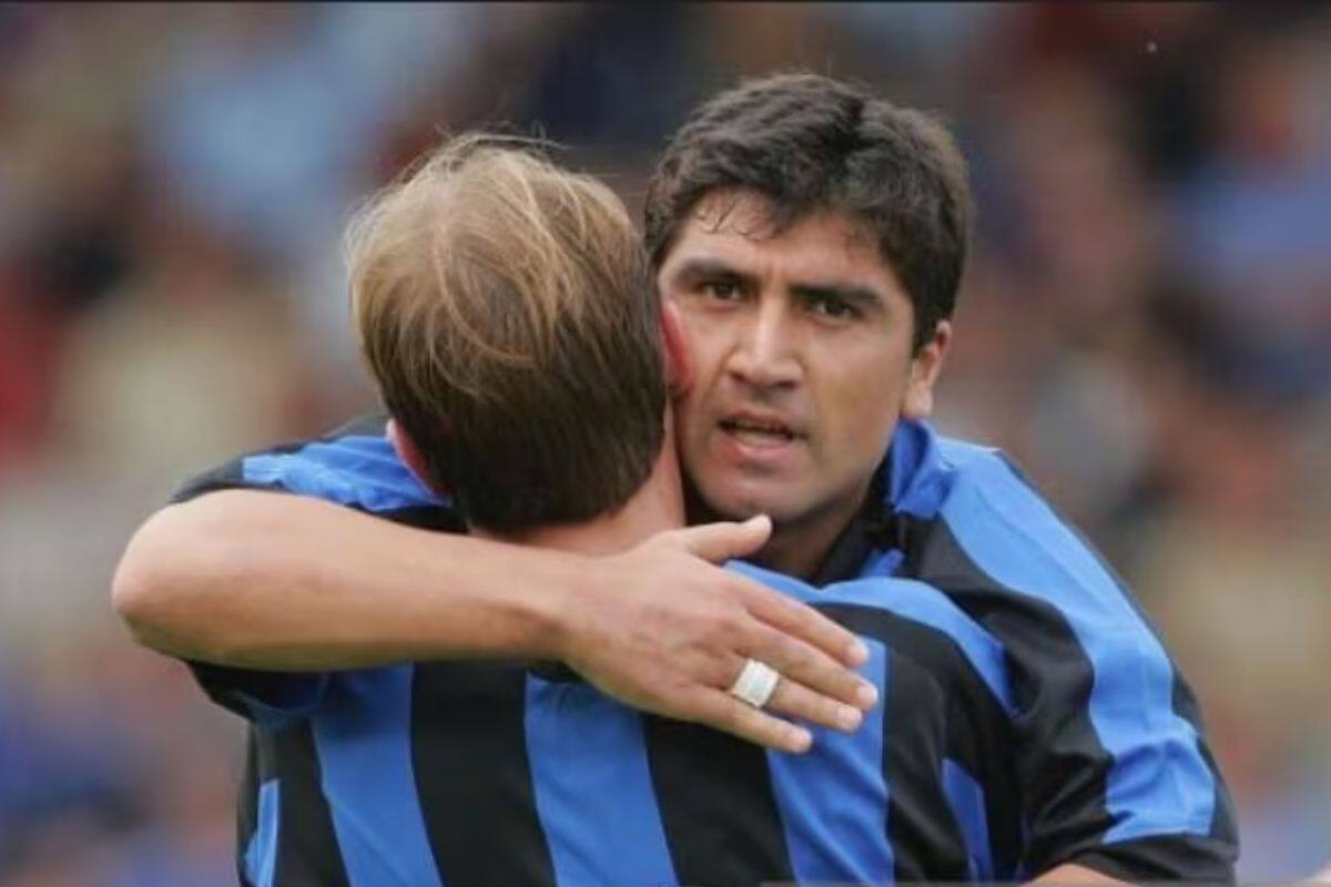 David Pizarro jugó en el Inter de Milán en la temporada 2005/06.