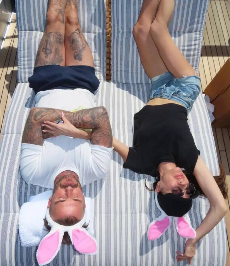 David y Victoria Beckham disfrutan del sol en Pascua de Resurrección.