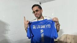 Los 8 reconocidos cantantes de reggaetón que posaron con la camiseta de la U: desde Tony Dize hasta De La Ghetto