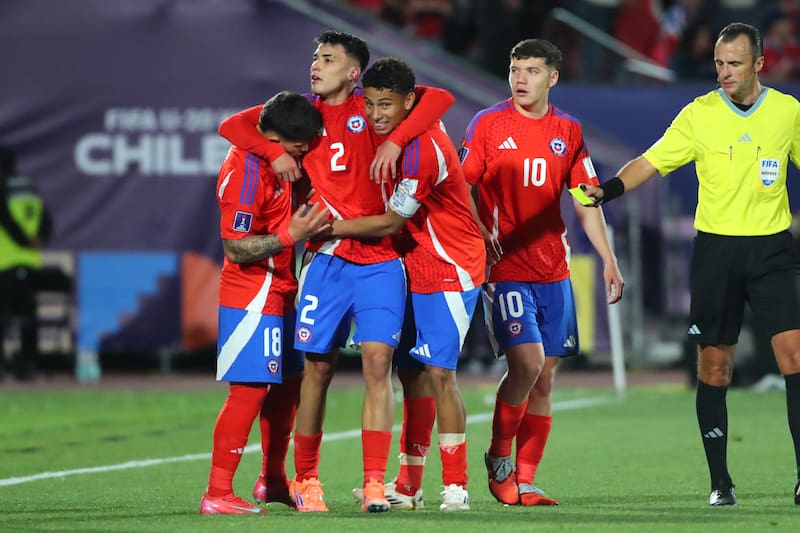 Aunque fue sobre la hora y ante un rival no muy brillante, el triunfo de la Rojita se celebró masivamente.