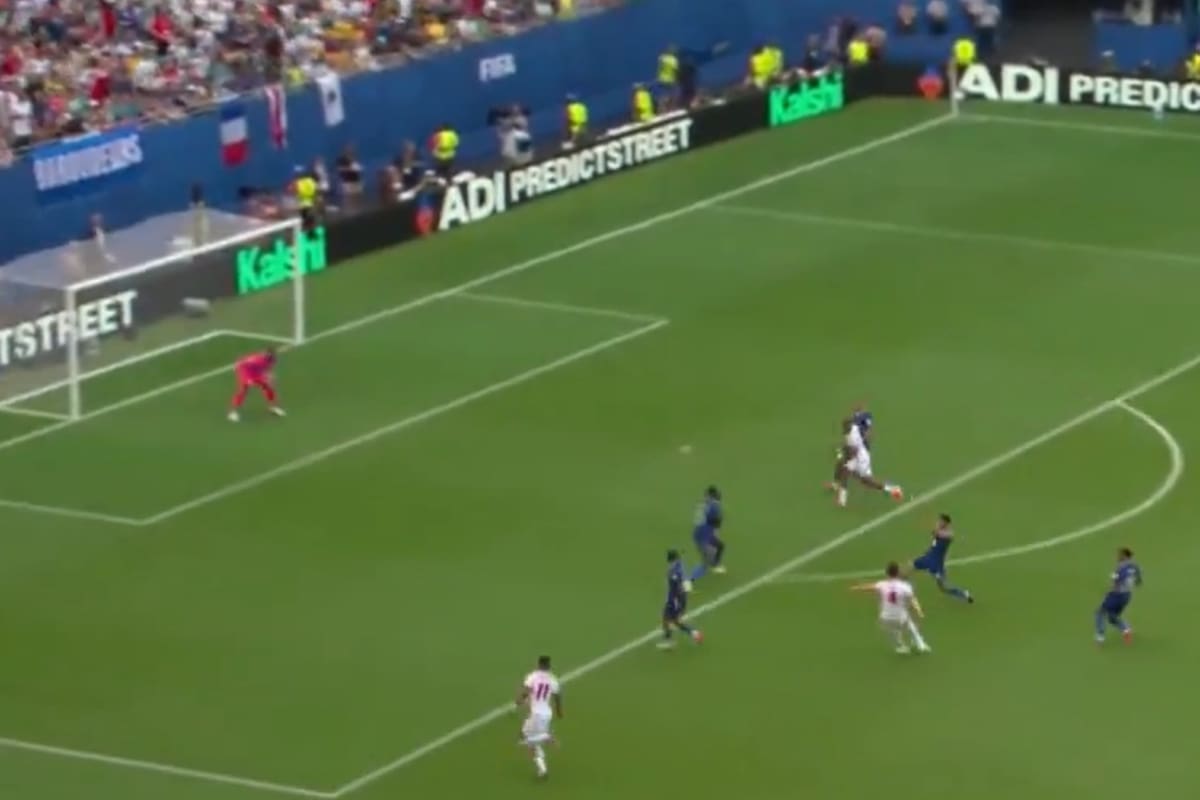 Marcó golazo en el mundial.