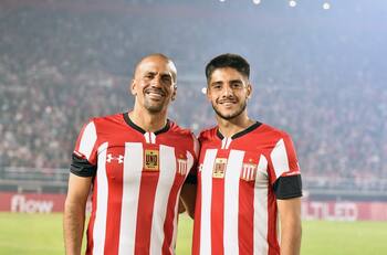 Una Bruja en Primera B: hijo de Juan Sebastián Verón llega al fútbol chileno