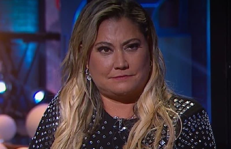 se lanzó contra Daniella Campos. Créditos: Captura Mega