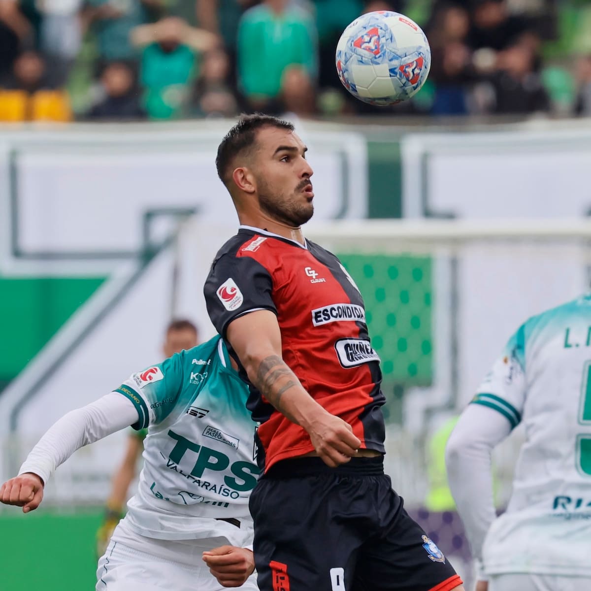 El fútbol chileno no para: los dos partidos que se juegan hoy y dónde verlos por TV y online