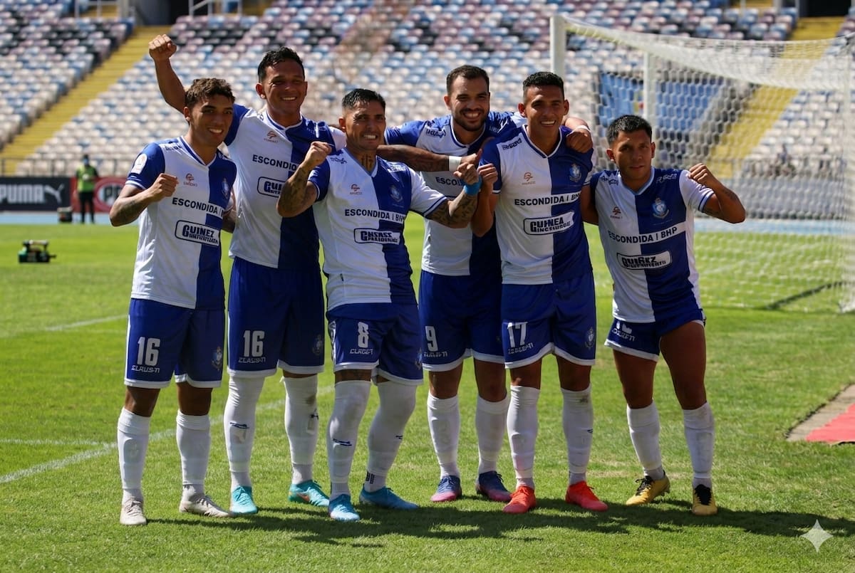 Deportes Antofagasta se mete en la pelea en Primera B. Foto: Deportes Antofagasta