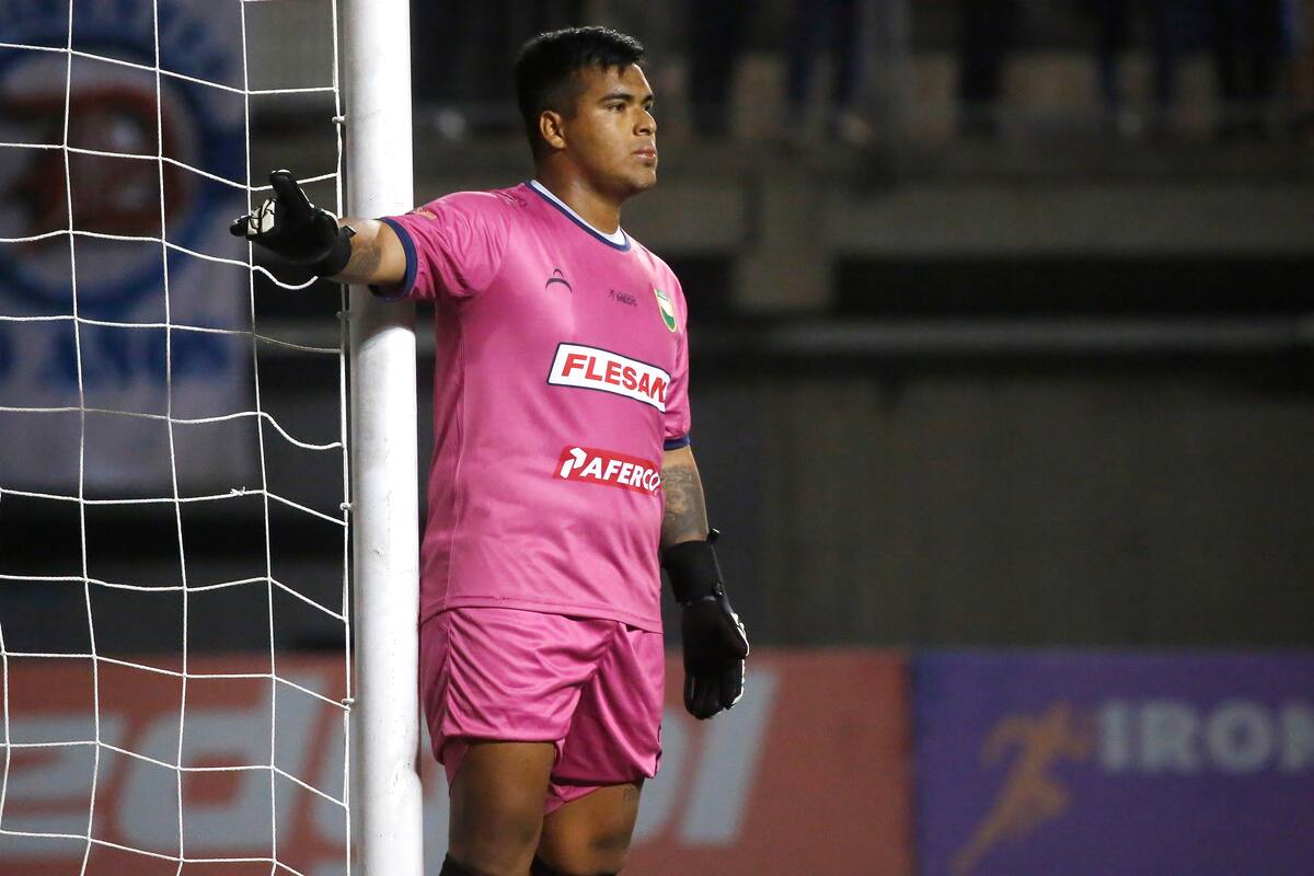 Julio Bórquez fue una de las figuras del duelo ante la UC.