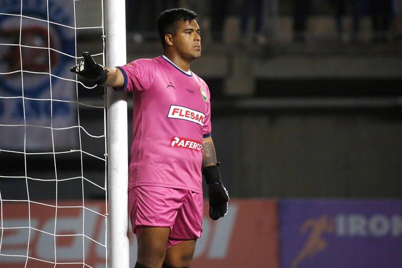 Julio Bórquez fue una de las figuras del duelo ante la UC.