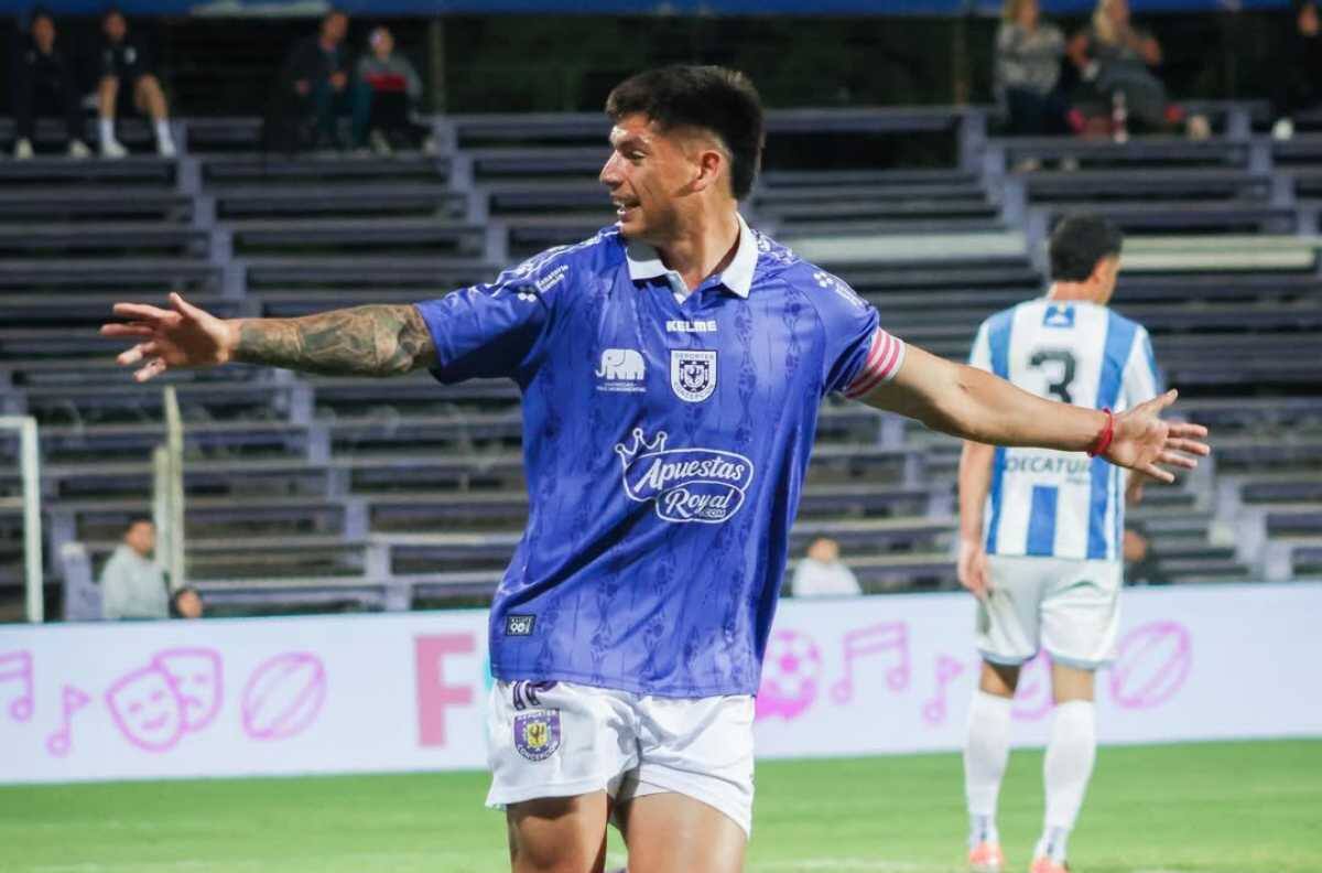 ¿Quién transmite HOY a Deportes Concepción vs. Montevideo City Torque y a qué hora juegan?