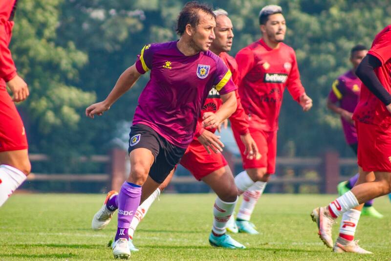 Gabriel Vargas comandará a Deportes Concepción por una temporada más. Crédito: @dconceoficial.