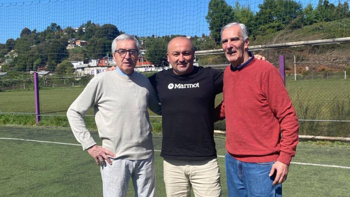 Excampeón del fútbol chileno reapareció sorpresivamente tras infarto cerebral: “Es una felicidad inmensa”
