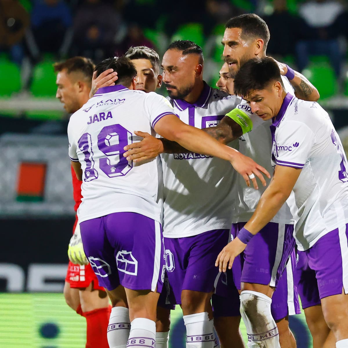 Llegaría con polémica desde el extranjero: revelan el primer refuerzo que sumaría Deportes Concepción