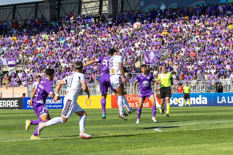 Deportes Melipilla venció a Deportes Concepción en la final de Segunda División.