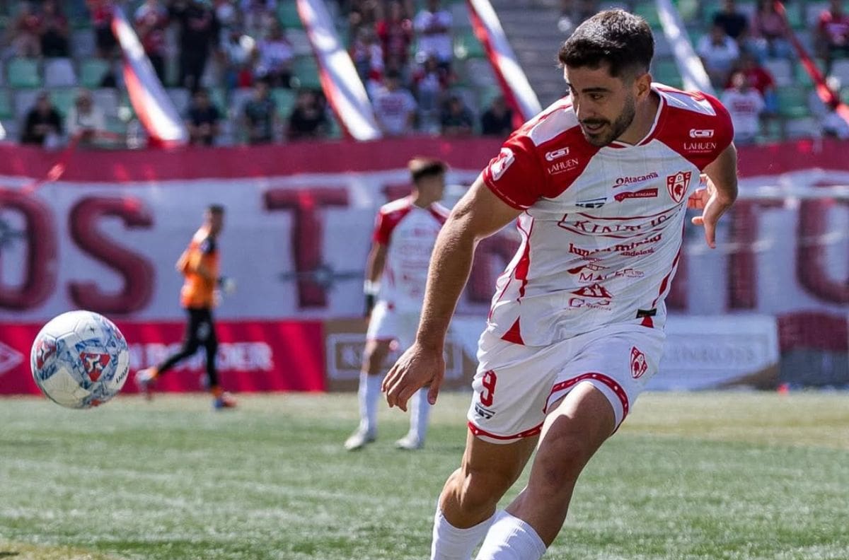 Deportes Copiapó doblega a Santiago Wanderers y lo priva del liderato de Primera B