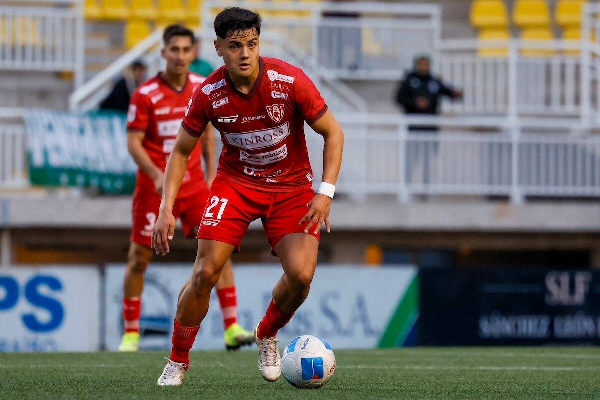 El sublíder de la Primera B, enfrentará a Deportes Recoleta como visitante.