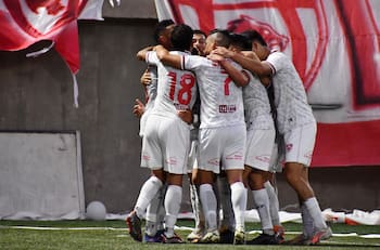 Fila colapsada y sin venta para U. de Conce: Copiapó libera entradas para la final de Primera B