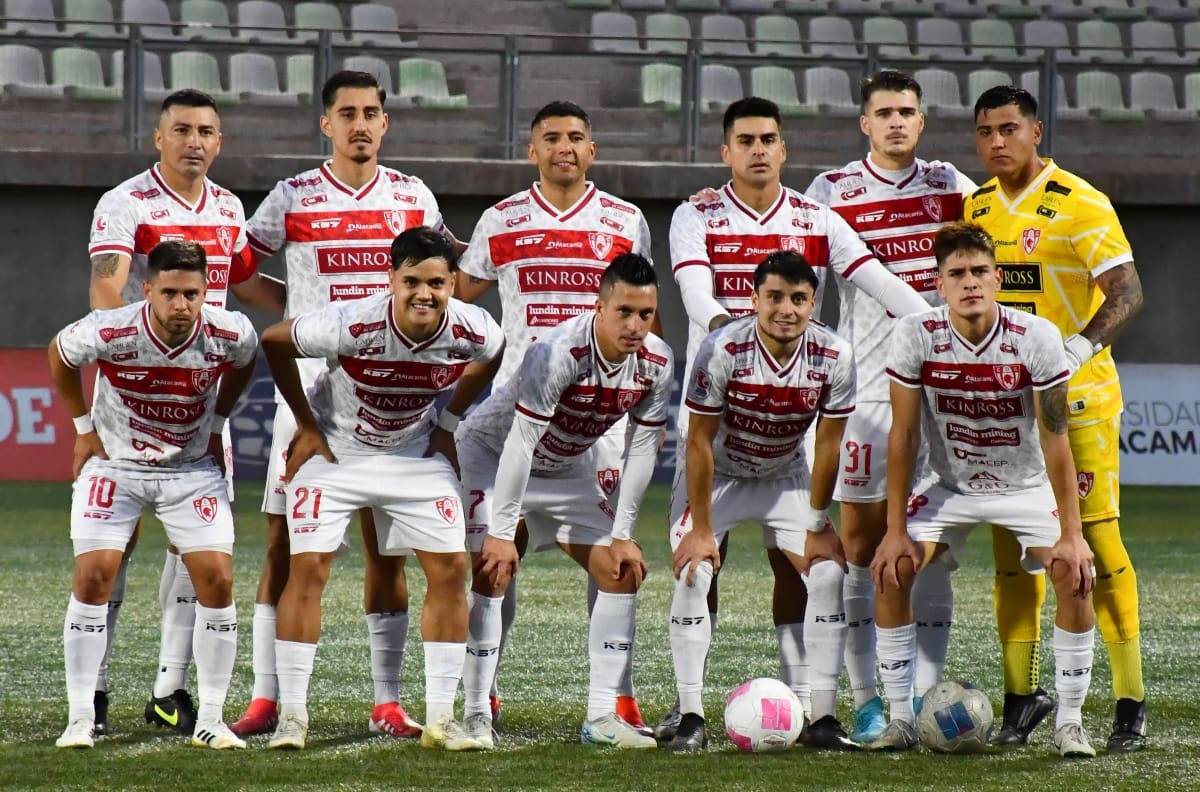 Sin DT y con 18 jugadores menos: club de Primera B que peleó la Liguilla pierde la mayoría de su plantel