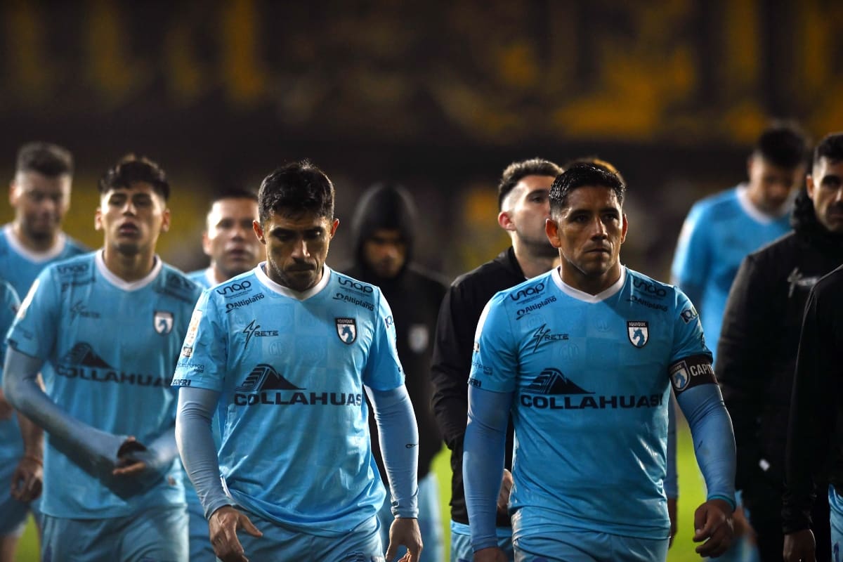 Los Dragones luchan desesperadamente por quedarse en Primera División. Foto: Agencia Aton.