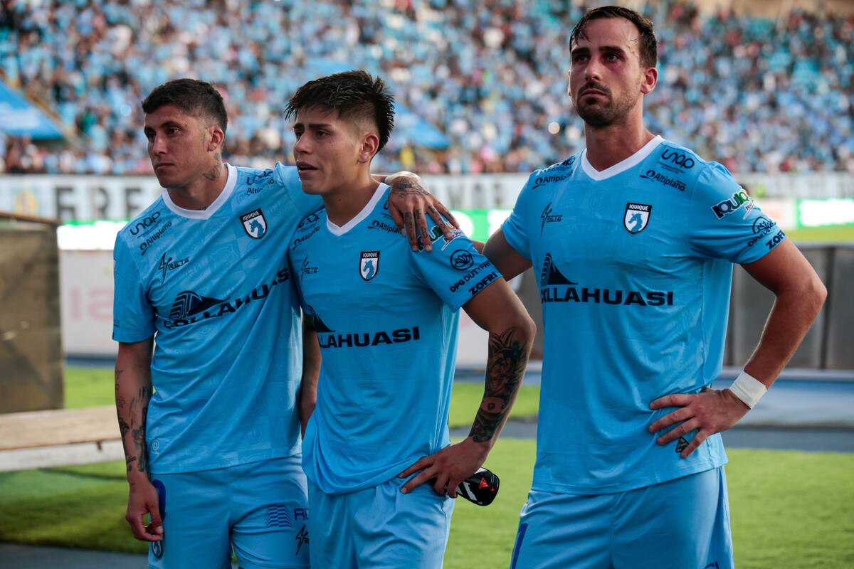 El club confirma la salida de 13 futbolistas. Foto: Agencia Aton.