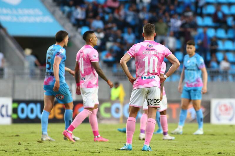 Deportes Iquique se impuso en las dos ruedas a Cobreloa este año: 2-0 en Calama y 4-1 en el Tierra de Campeones. (Foto: Aton)