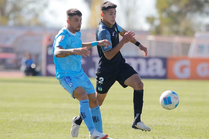 Se enfrentan en Primera División. Agencia Aton