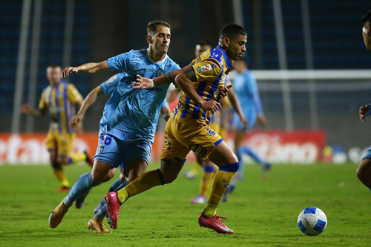 Dos de los equipos de regiones que más público promedian en Primera. Agencia Aton