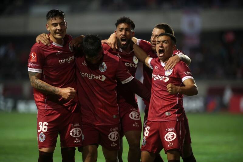 es superlíder de Primera B.