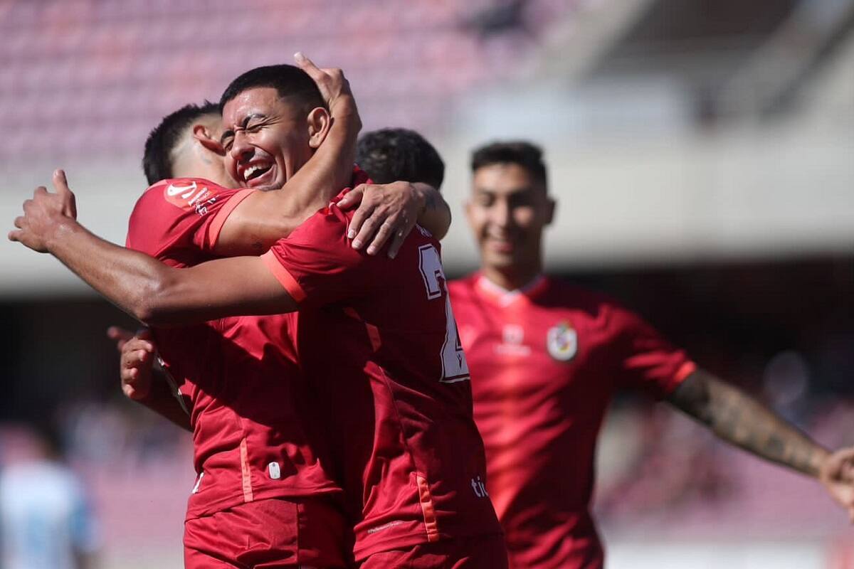 Deportes La Serena va por el título de la Primera B. Créditos: @CDLS_OFICIAL.