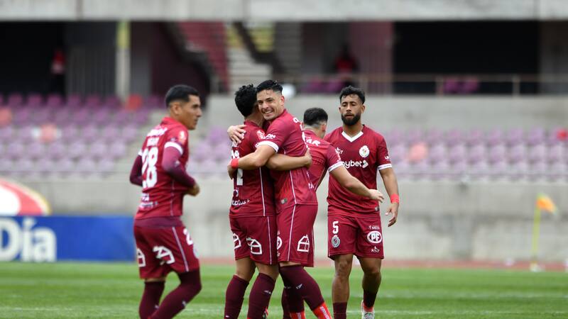 La Serena suma dos refuerzos extranjeros para Primera: uno fue seleccionado argentino