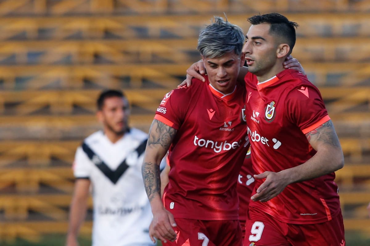 Juan Sánchez Sotelo tiene contrato por dos años con Universidad de Concepción.