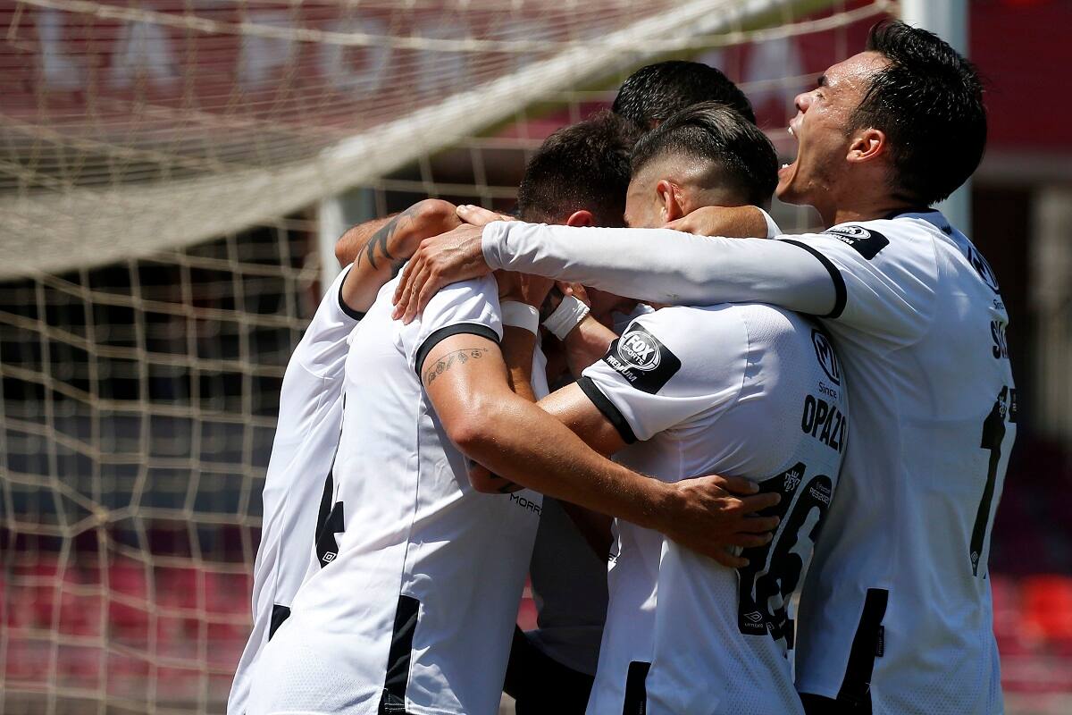 Futbol, Deportes La Serena vs Colo Colo.
Septima fecha, primera rueda, campeonato Nacional 2020.
Los jugadores de Colo Colo celebran su segundo gol contra Deportes La Serena durante el partido de primera division disputado en el estadio La Portada de La Serena, Chile.
07/03/2020
Andres Pina/Photosport
Football, Deportes La Serena vs Colo Colo.
7th date, National Championship 2020.
Colo Colo's players celebrate after scoring their second goal against Deportes La Serena during the first division match held at the La Portada stadium in La Serena, Chile.
07/03/2020
Andres Pina/Photosport