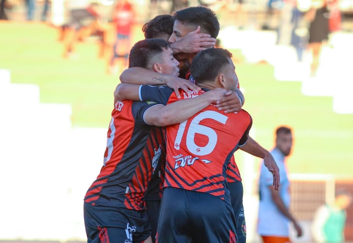 Puntero del Campeonato Nacional. Foto: @clubdeporteslimache.