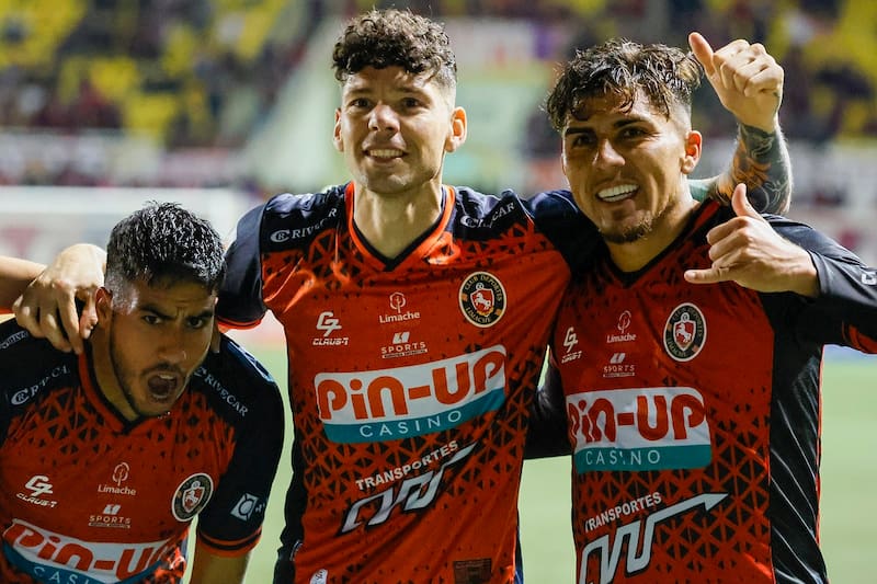 Llega con la ventaja a la revancha en La Serena. Agencia Aton