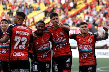 Para reemplazar a Cecilio Waterman: el goleador del fútbol chileno que podría llegar a Coquimbo Unido en 2026