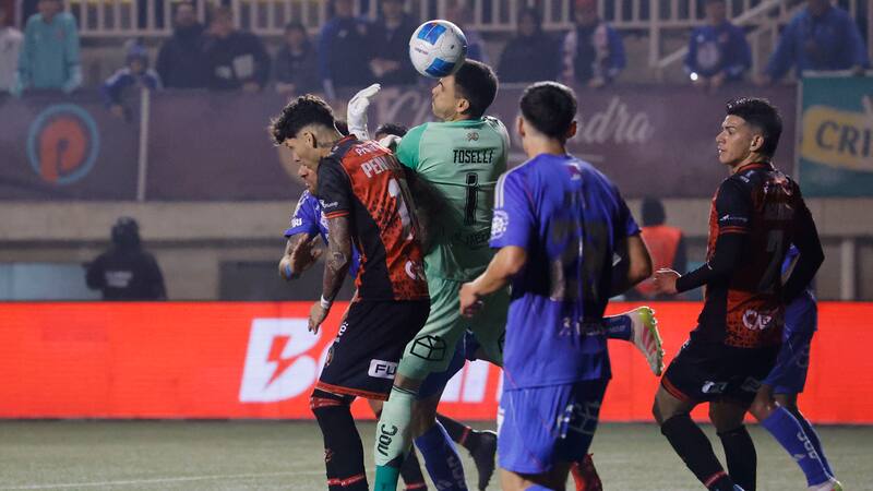 El VAR rectificó la celebración: el gol de Deportes Limache a la U que fue anulado
