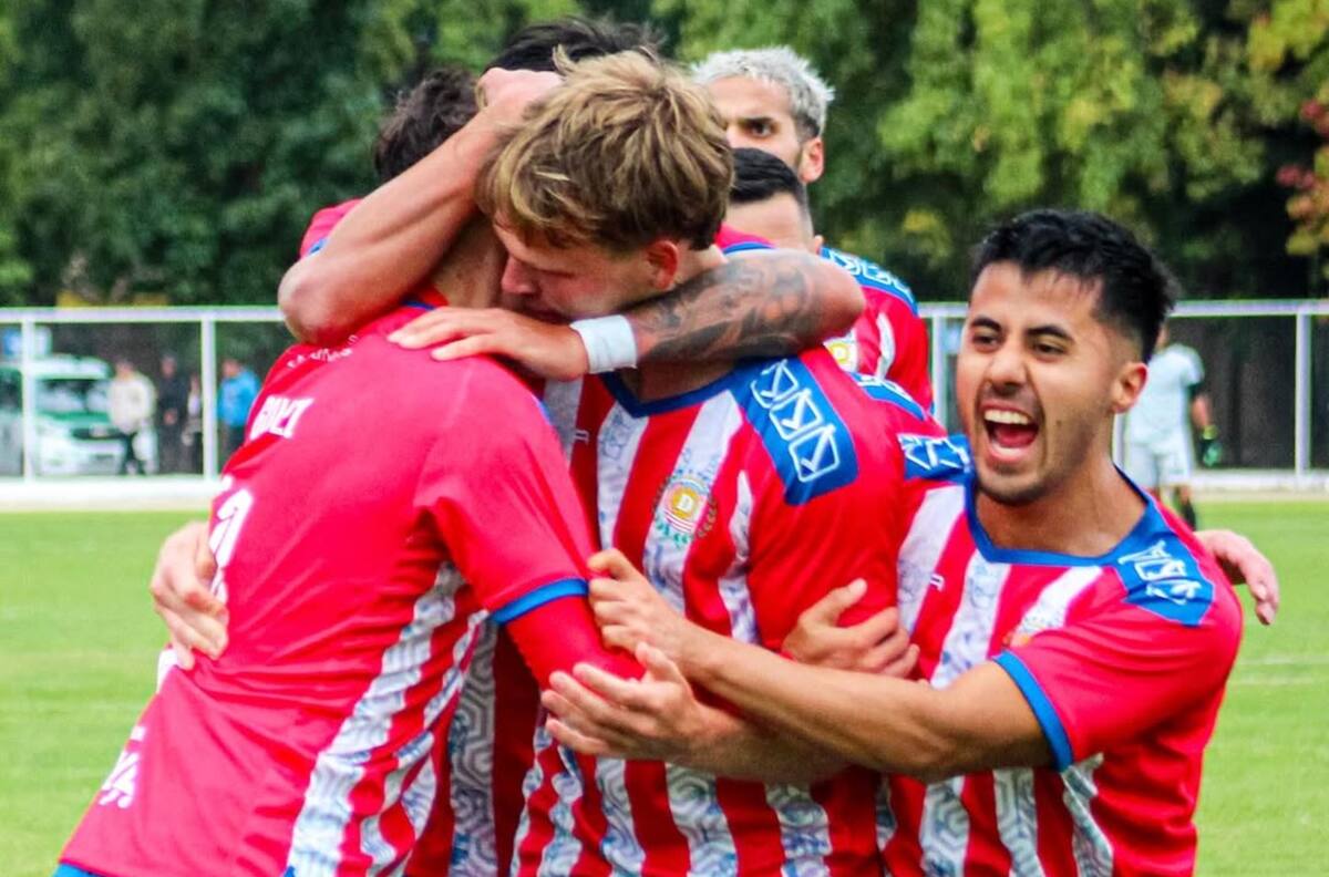 Caos en Deportes Linares: Inversores extranjeros, un jugador impuesto por agente de Alphonso Davies y una venta fallida