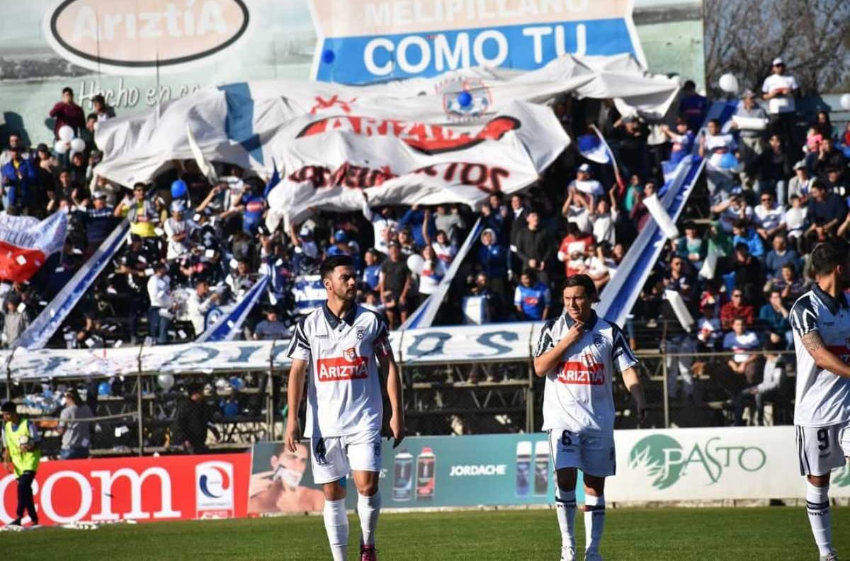 Remezón en el fútbol chileno: anuncian salida de dos DT que peleaban el liderato