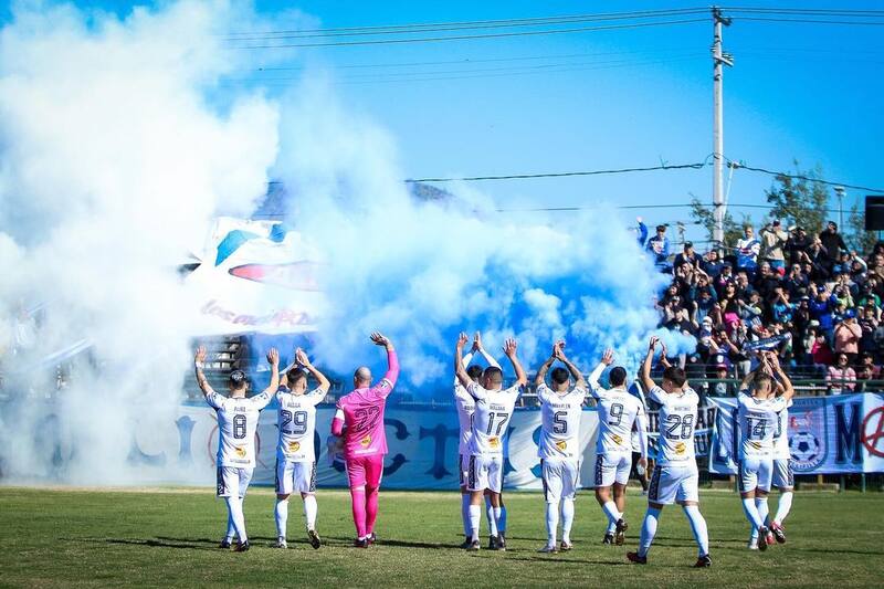 recibe en el Estadio Soinca Bata a Deportes Concepción.