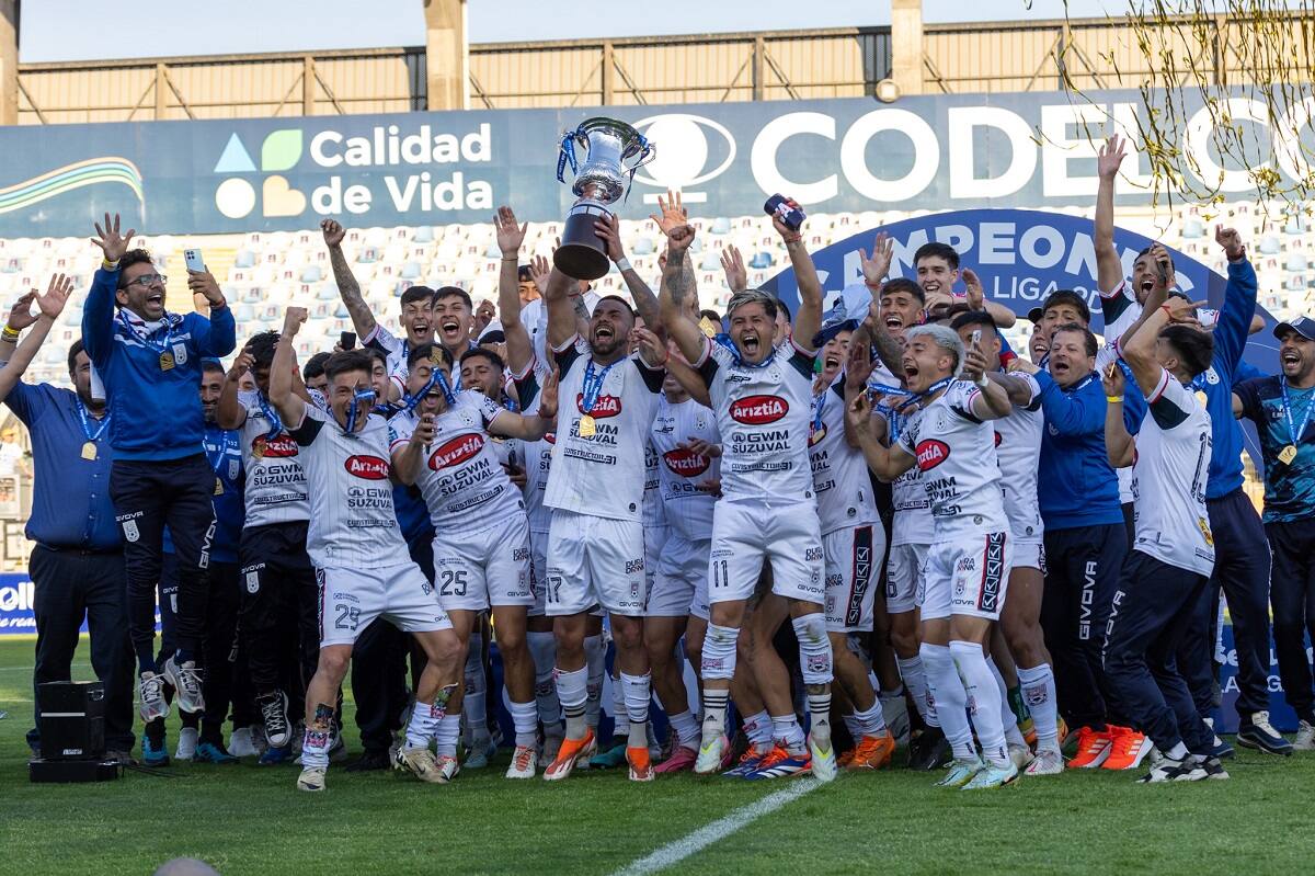 campeón de Segunda División. Fotos: Felipe Escobedo