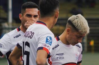 Jugador denunció deuda de club del fútbol chileno y su problema fue solucionado a través de Instagram