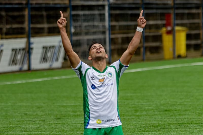 El Velero está a un paso de lograr el ascenso a Primera B. Foto: @dpmchile en Instagram.