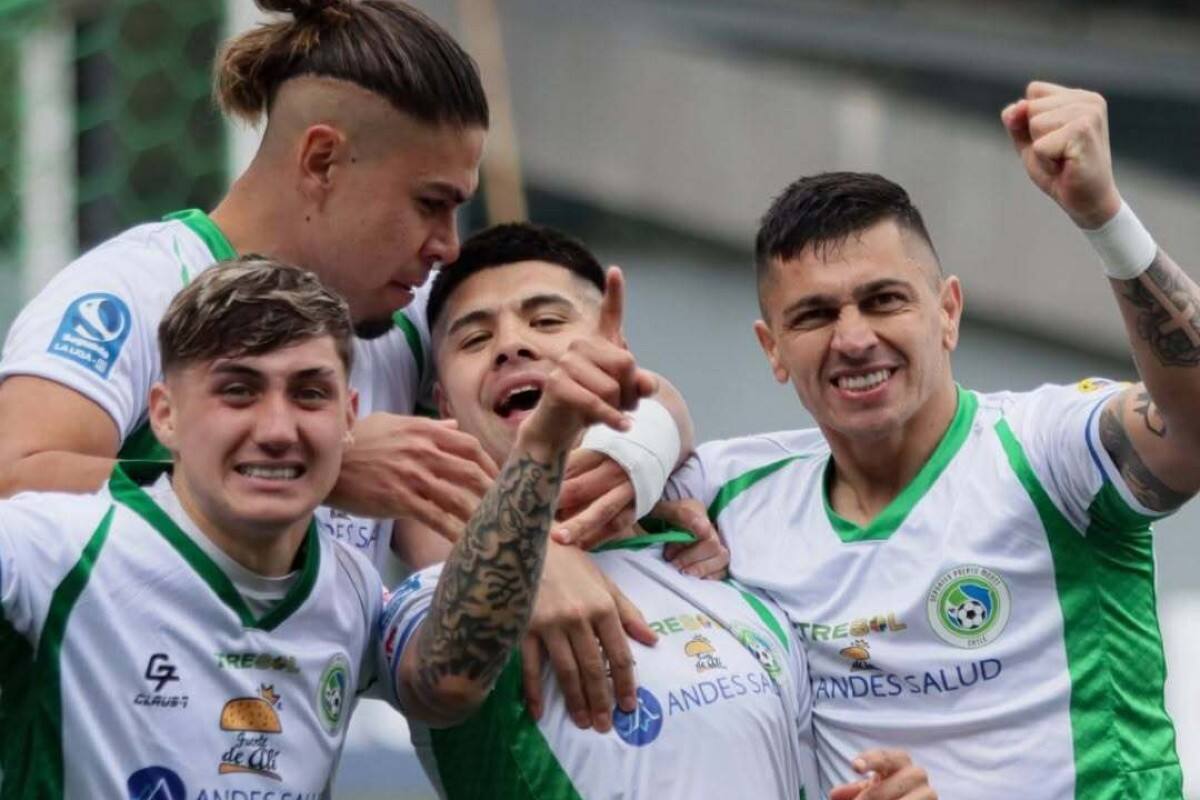 Va encaminado a ascender en Segunda División. Foto: Instagram Deportes Puerto Montt.