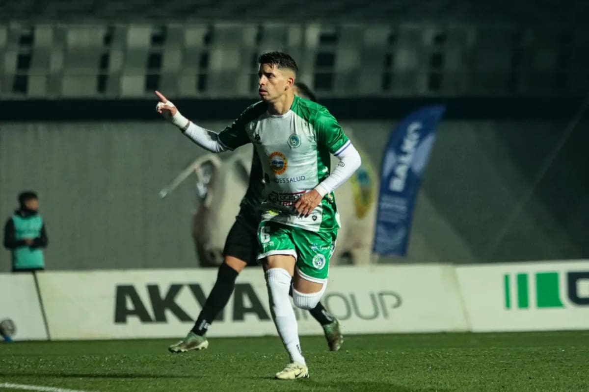 Puerto Montt derrotó a Temuco y es líder. Foto: Puerto Montt Instagram.