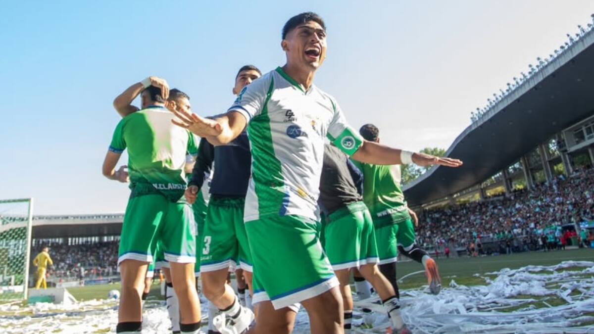 El Chinquihue dirá presente en Primera B: los otros tres clubes que peligran con su localía para 2026