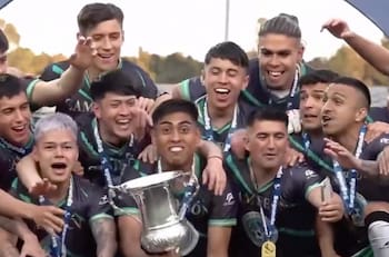 VIDEO | Gritó campeón: el momento en el que Deportes Puerto Montt levantó el título de Segunda División