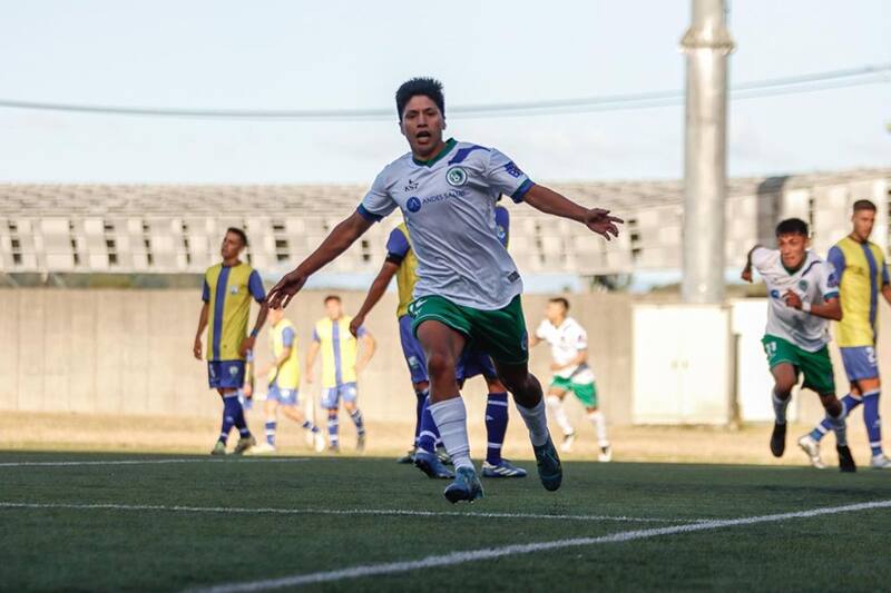 Juan González celebra el gol del triunfo de Deportes Puerto Montt sobre Provincial Ovalle. Foto: Campeonato Chileno.