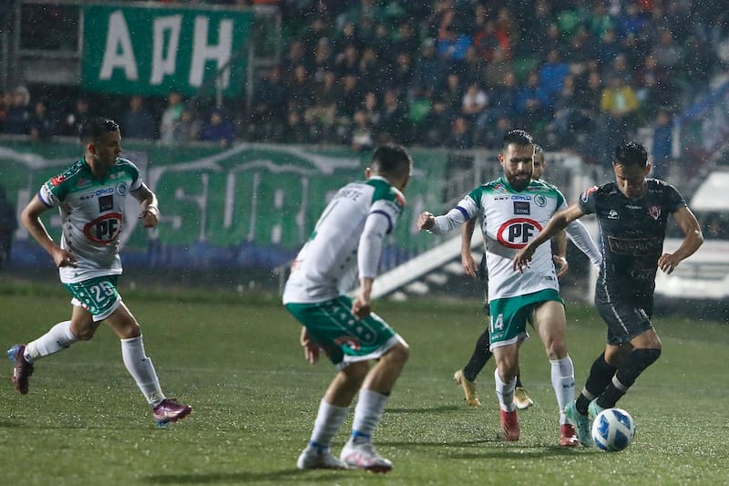 Deportes Puerto Montt recibirá a Cobreloa en el inicio de la Primera B 2023. Crédito: Aton