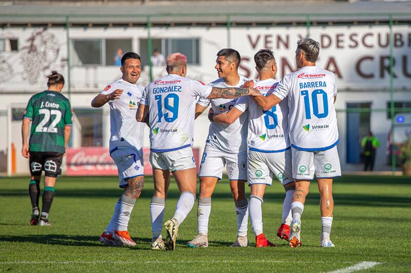 Deportes Santa Cruz derrotó 3-1 a Deportes Temuco por la fecha 26 de Primera B. (Foto: CampeonatoChileno.cl)
