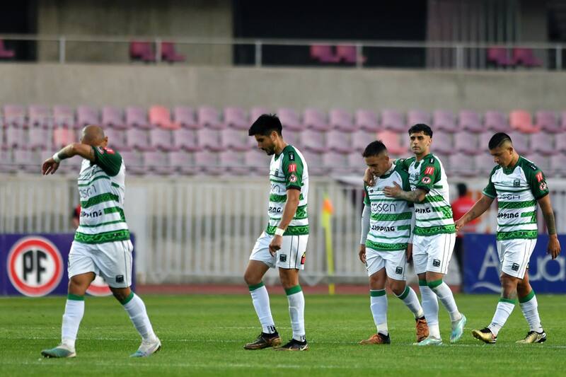 Deportes Temuco no pasa por un buen momento en la Primera B. Foto: Alejandro Pizarro/Photosport