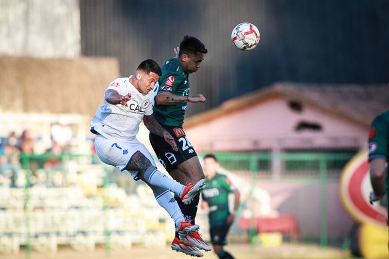 quedó muy complicado con el sueño del ascenso tras caer ante Deportes Santa Cruz. (Foto: CampeonatoChileno.cl)